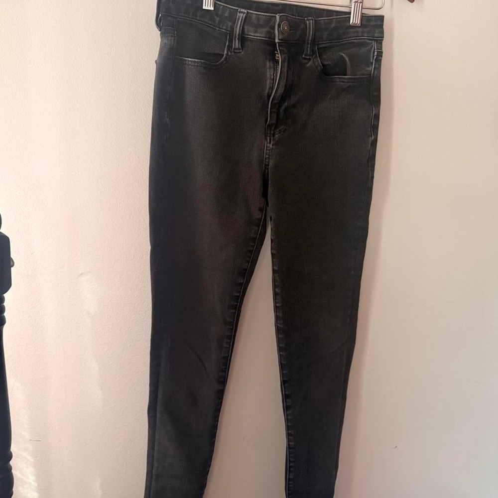 American Eagle next level stretch black skinny jeans in size 6 L (6 long)